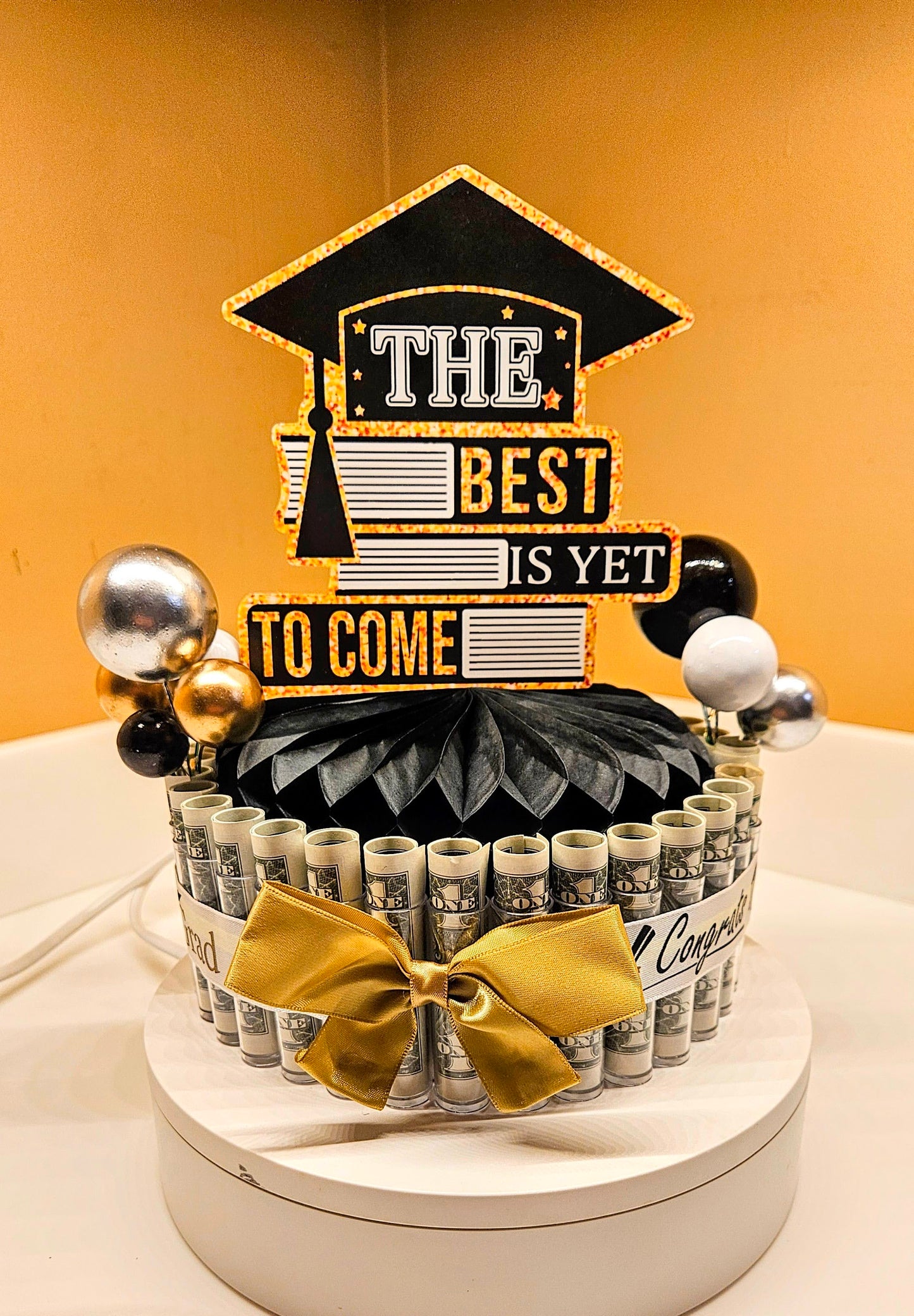 2024 Graduation Money Cake
