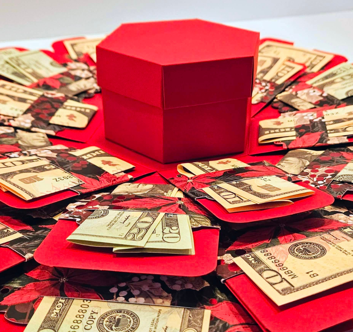Make this holiday season one to remember with our Christmas Explosion Money Gift Box!